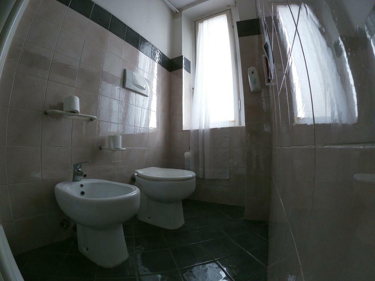 Holiday Rooms ฟลอเรนซ์ ภายนอก รูปภาพ